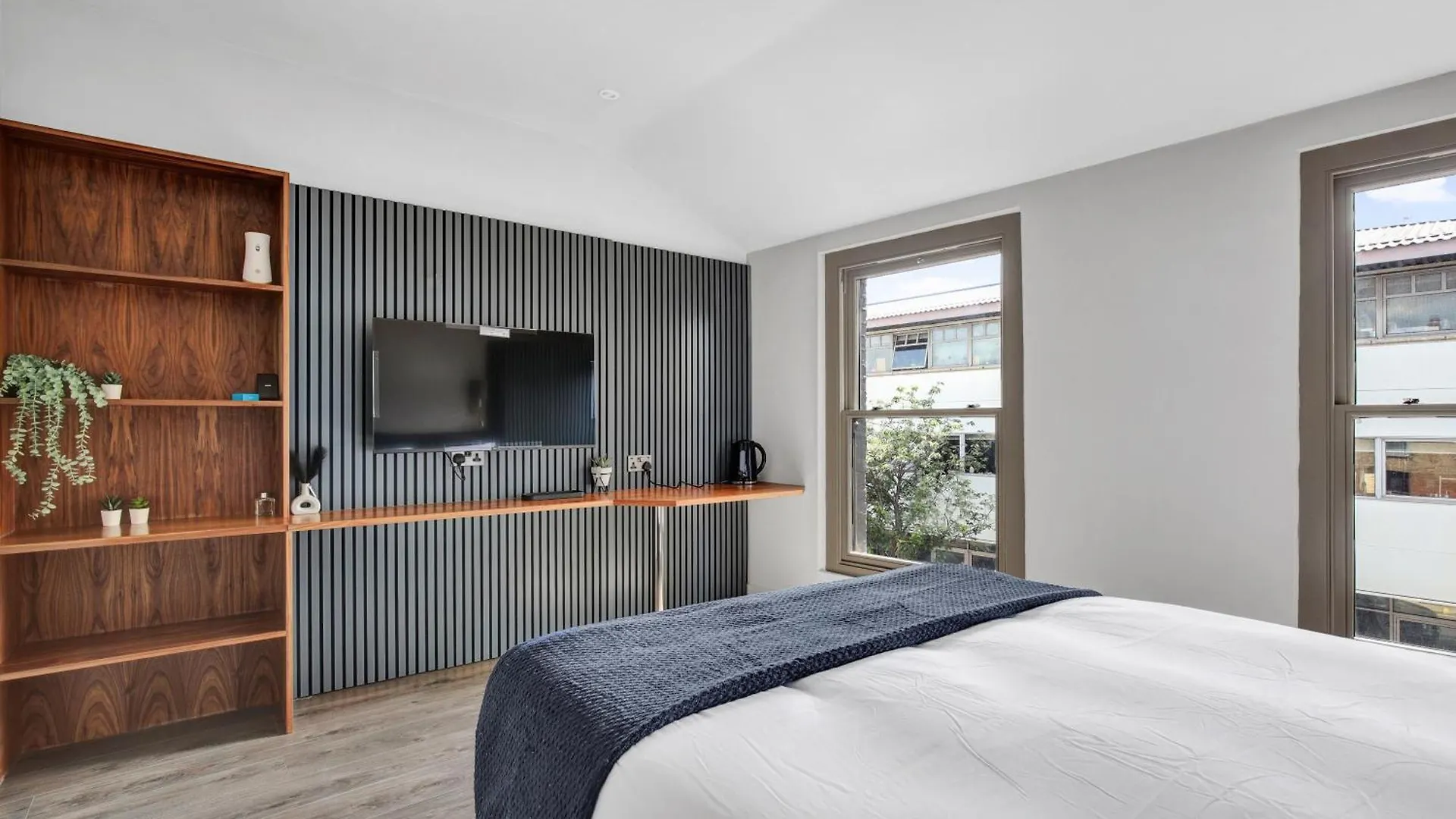 Skyline Studios London Apartment